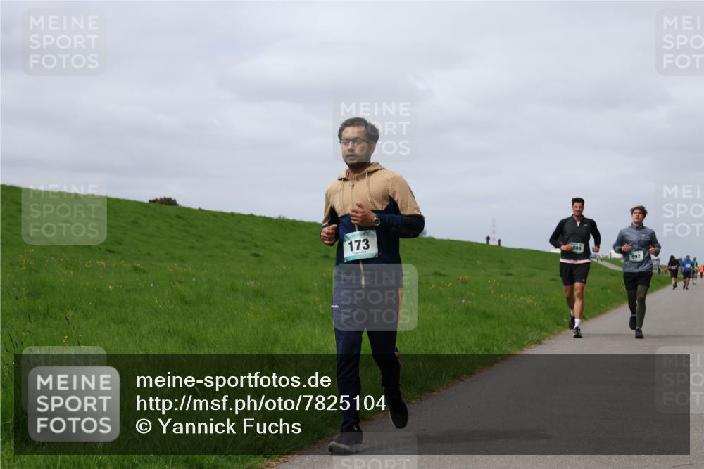 04.05.2025 - 8. Wedeler Halbmarathon Yannick Fuchs http://msf.ph/oto/7825104 04.05.2025 11:54:18 Laufen 173, 809, 992 meine-sportfotos.de