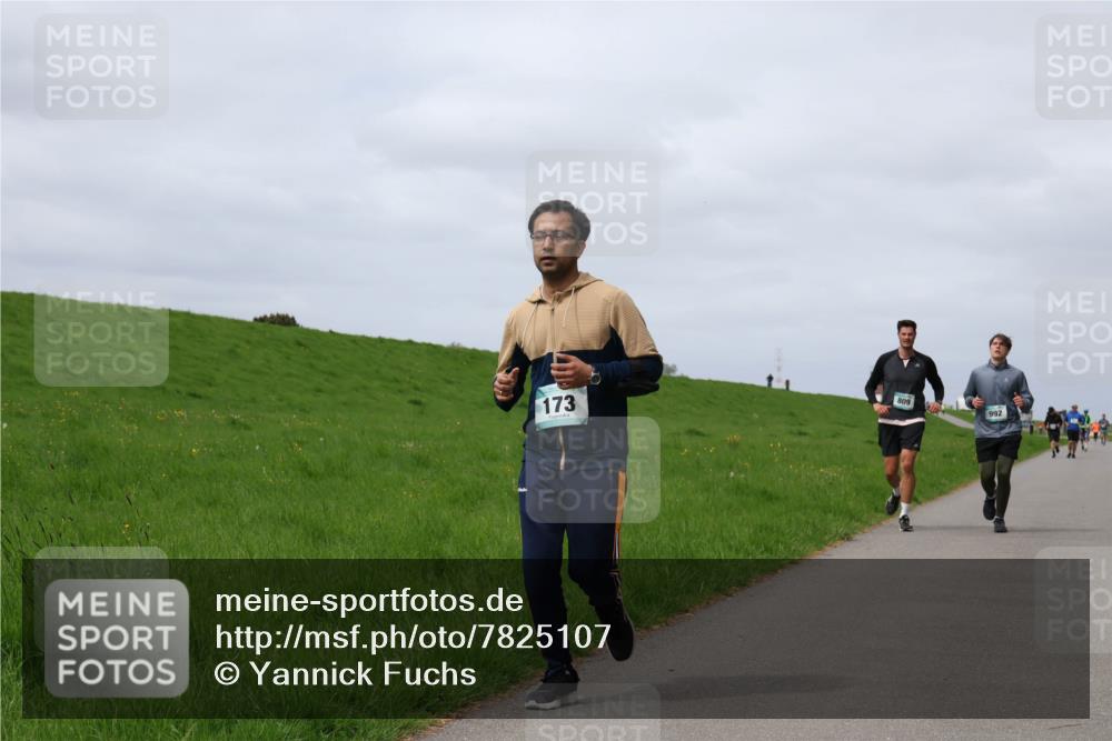 04.05.2025 - 8. Wedeler Halbmarathon Yannick Fuchs http://msf.ph/oto/7825107 04.05.2025 11:54:18 Laufen 173, 809, 992 meine-sportfotos.de
