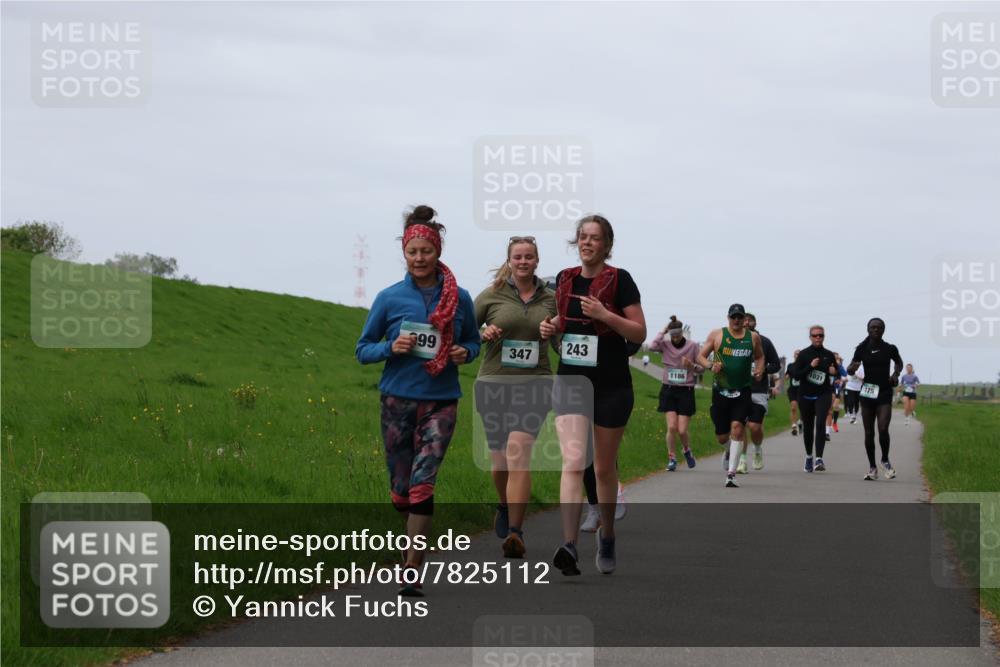 04.05.2025 - 8. Wedeler Halbmarathon Yannick Fuchs http://msf.ph/oto/7825112 04.05.2025 11:32:08 Laufen 99, 243, 347, 1186, 1031, 175 meine-sportfotos.de