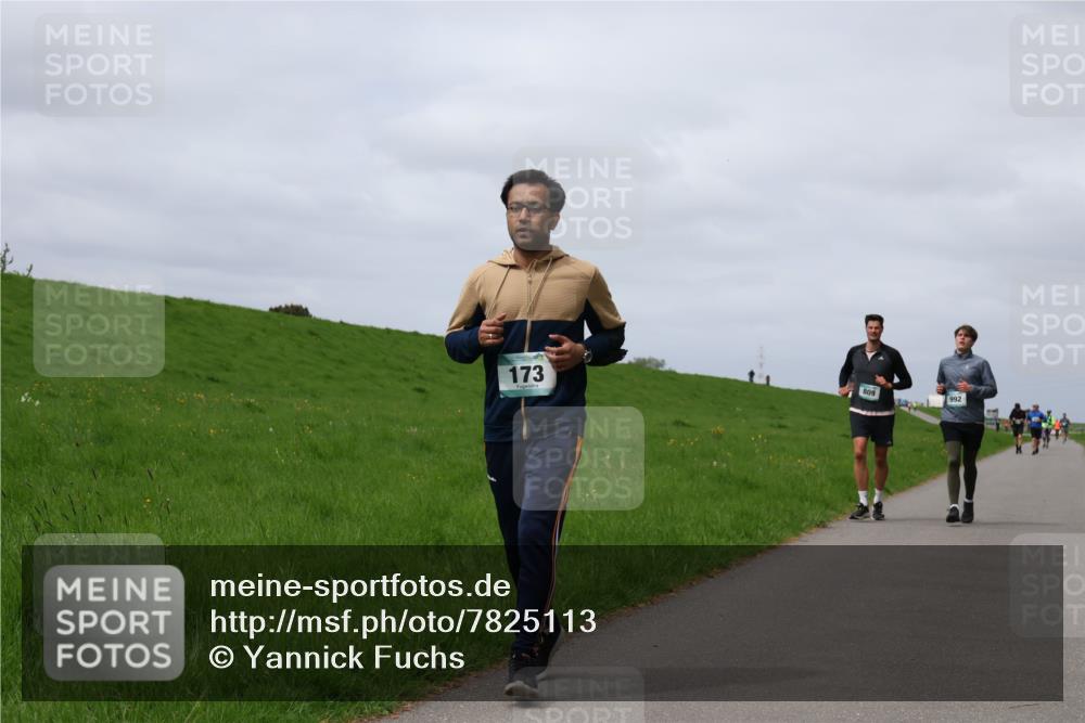 04.05.2025 - 8. Wedeler Halbmarathon Yannick Fuchs http://msf.ph/oto/7825113 04.05.2025 11:54:18 Laufen 173, 809, 992 meine-sportfotos.de