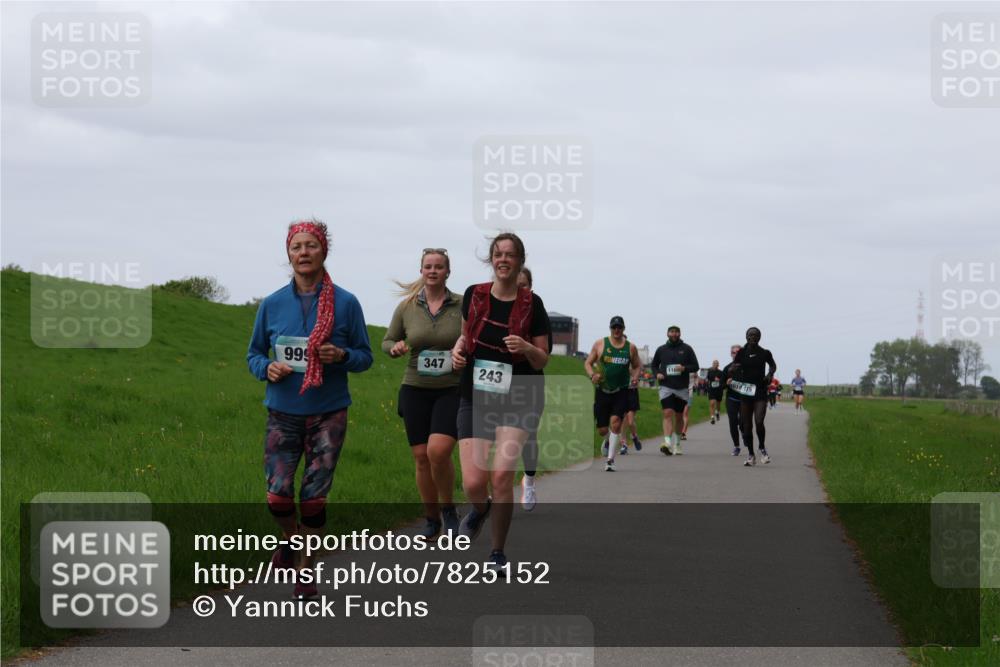 04.05.2025 - 8. Wedeler Halbmarathon Yannick Fuchs http://msf.ph/oto/7825152 04.05.2025 11:32:10 Laufen 999, 347, 243, 03, 175 meine-sportfotos.de