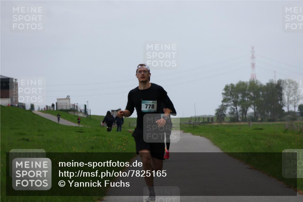 04.05.2025 - 8. Wedeler Halbmarathon Yannick Fuchs http://msf.ph/oto/7825165 04.05.2025 11:12:36 Laufen 778 meine-sportfotos.de