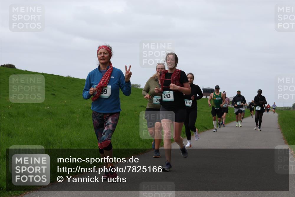 04.05.2025 - 8. Wedeler Halbmarathon Yannick Fuchs http://msf.ph/oto/7825166 04.05.2025 11:32:11 Laufen 99, 243, 34, 114, 175 meine-sportfotos.de