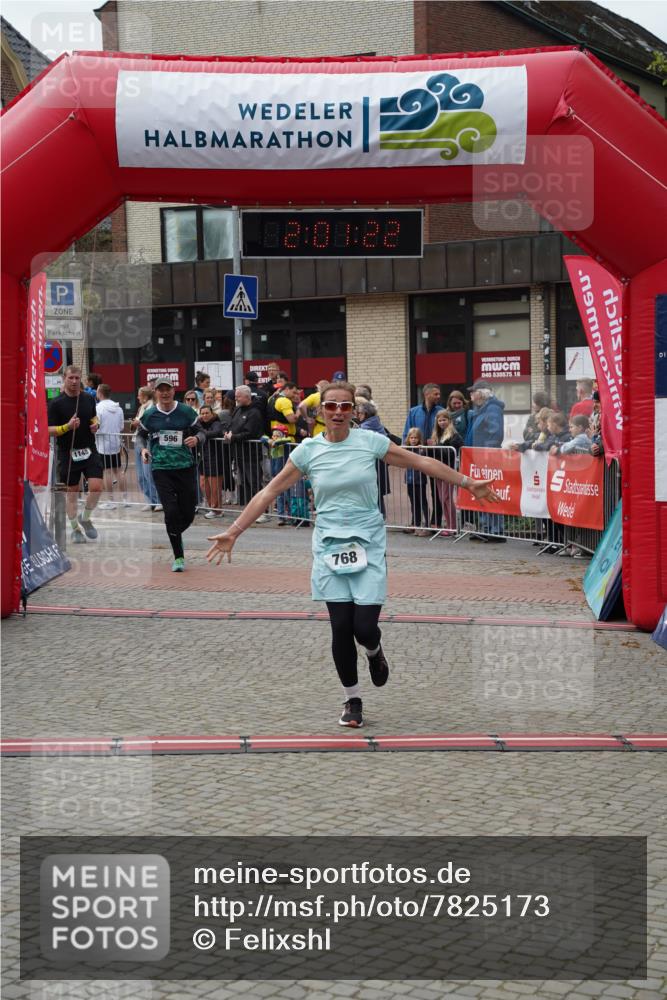 04.05.2025 - 8. Wedeler Halbmarathon Felixshl http://msf.ph/oto/7825173 04.05.2025 12:01:20 Ziel 596, 768, 1148 meine-sportfotos.de