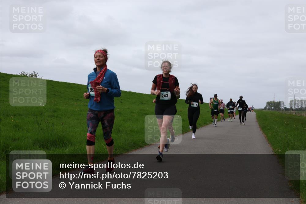 04.05.2025 - 8. Wedeler Halbmarathon Yannick Fuchs http://msf.ph/oto/7825203 04.05.2025 11:32:12 Laufen 99, 243, 1114 meine-sportfotos.de