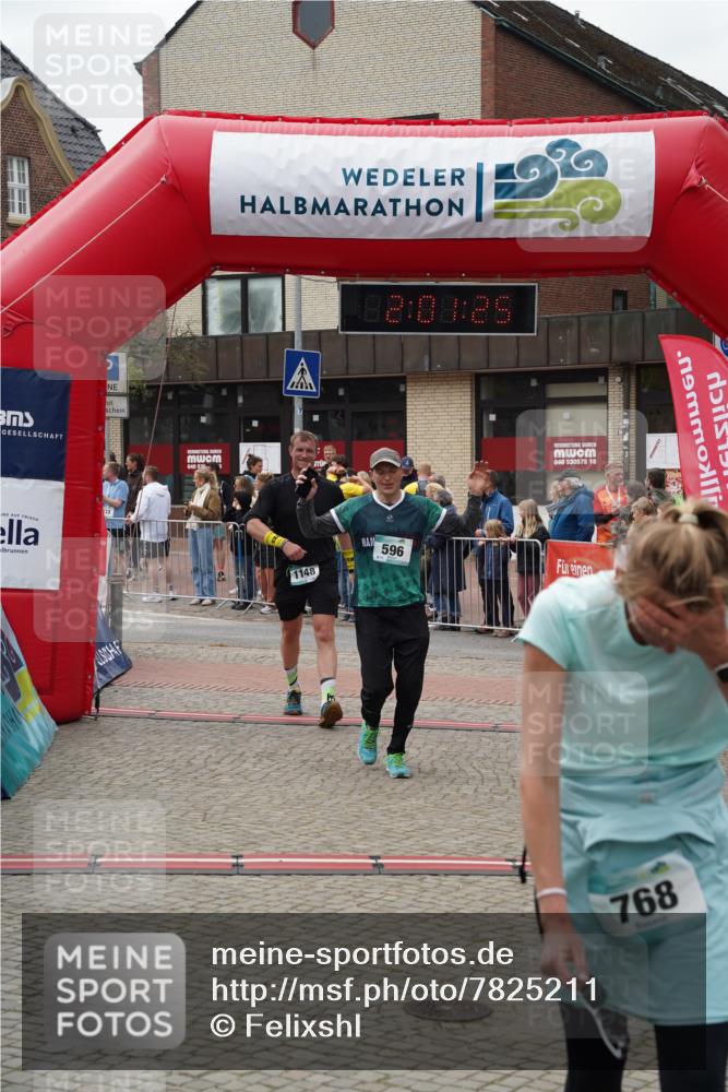 04.05.2025 - 8. Wedeler Halbmarathon Felixshl http://msf.ph/oto/7825211 04.05.2025 12:01:23 Ziel 596, 768, 1148 meine-sportfotos.de