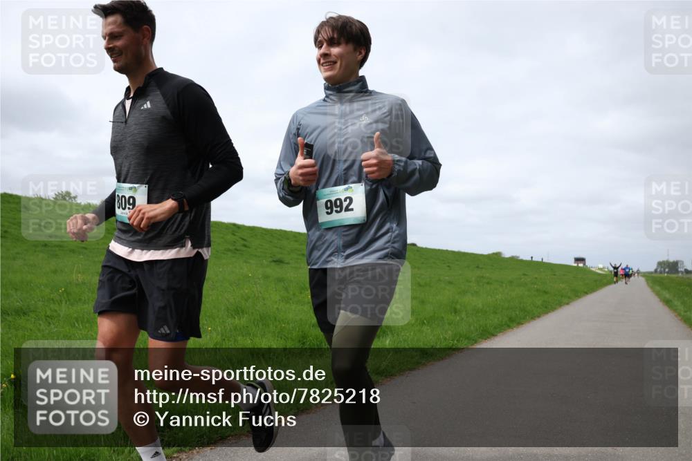 04.05.2025 - 8. Wedeler Halbmarathon Yannick Fuchs http://msf.ph/oto/7825218 04.05.2025 11:54:25 Laufen 809, 992, 6 meine-sportfotos.de