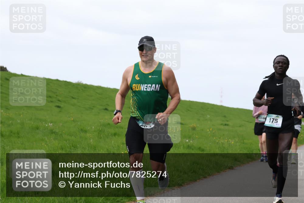 04.05.2025 - 8. Wedeler Halbmarathon Yannick Fuchs http://msf.ph/oto/7825274 04.05.2025 11:32:16 Laufen 63, 1186, 175, 871 meine-sportfotos.de