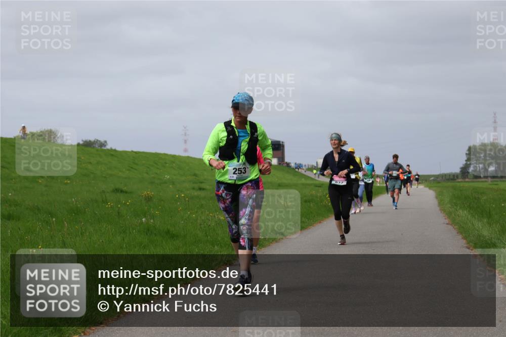04.05.2025 - 8. Wedeler Halbmarathon Yannick Fuchs http://msf.ph/oto/7825441 04.05.2025 11:54:45 Laufen 60, 253, 837 meine-sportfotos.de