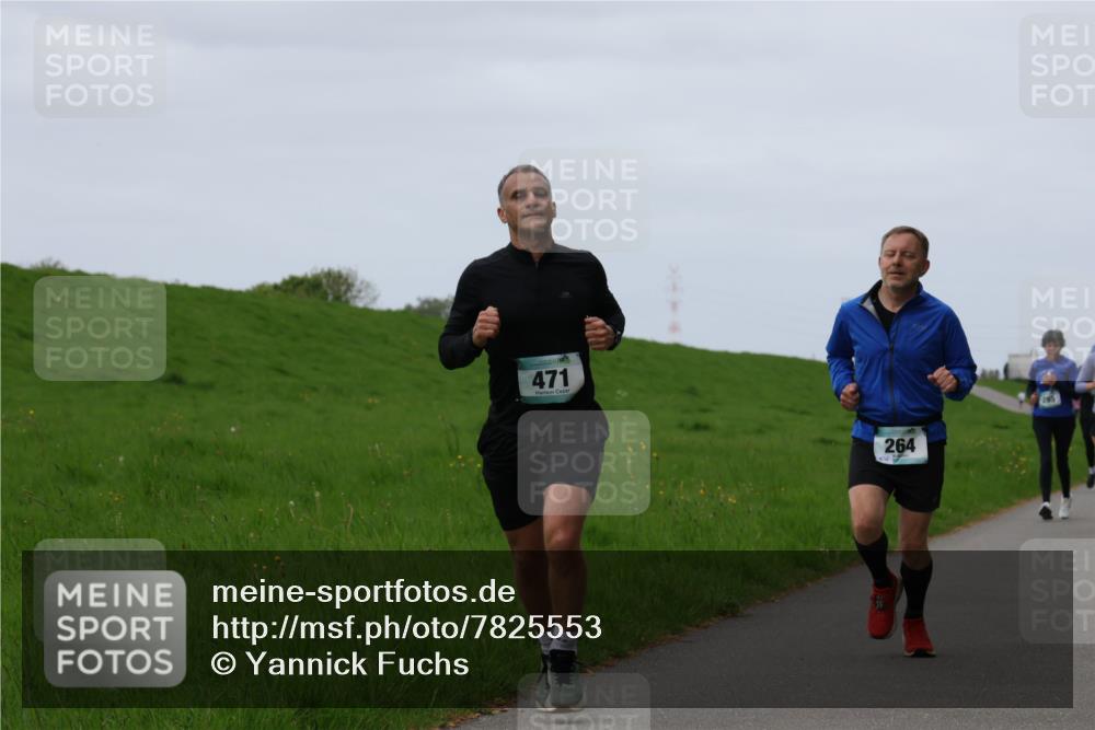 04.05.2025 - 8. Wedeler Halbmarathon Yannick Fuchs http://msf.ph/oto/7825553 04.05.2025 11:32:29 Laufen 471, 264 meine-sportfotos.de