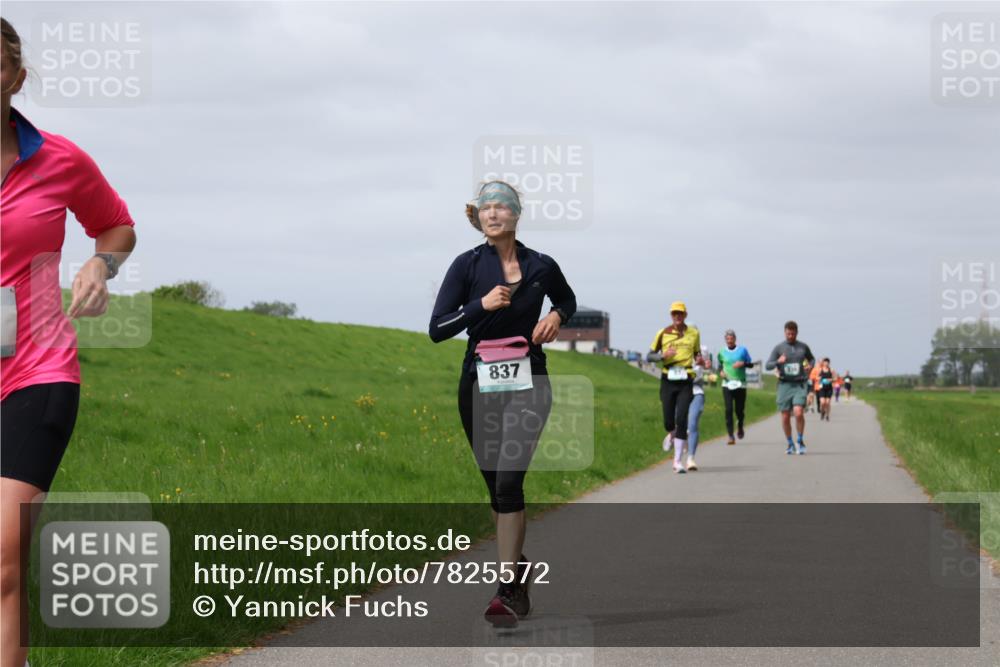 04.05.2025 - 8. Wedeler Halbmarathon Yannick Fuchs http://msf.ph/oto/7825572 04.05.2025 11:54:50 Laufen 837 meine-sportfotos.de