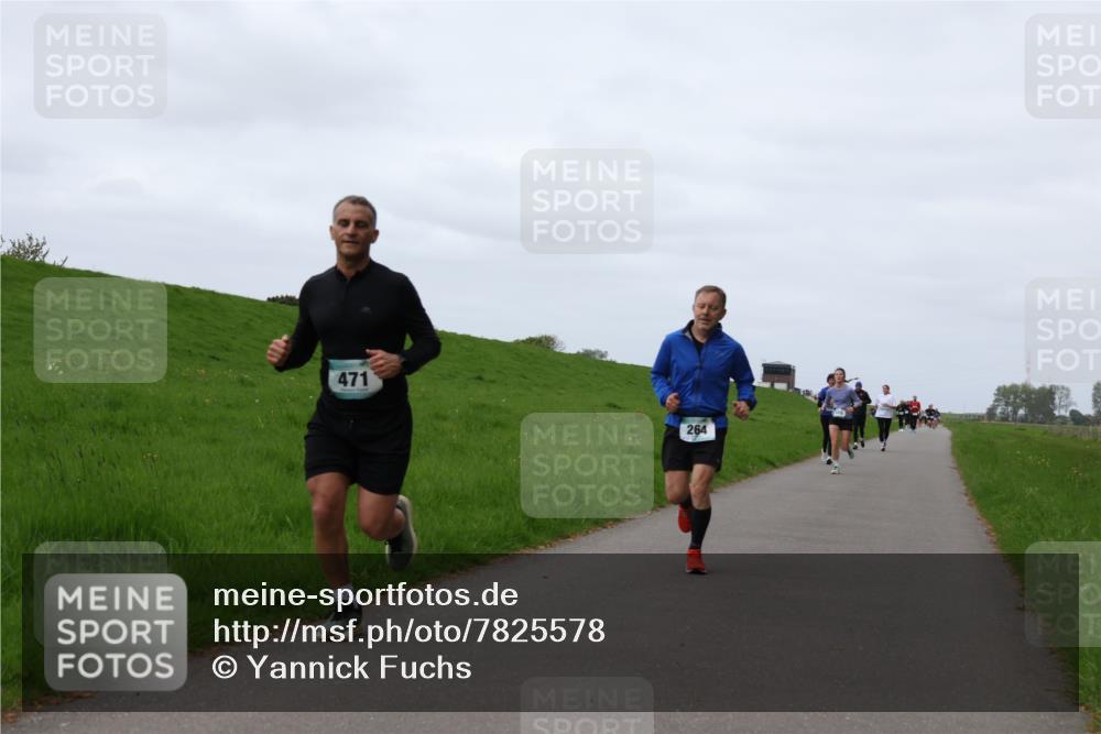 04.05.2025 - 8. Wedeler Halbmarathon Yannick Fuchs http://msf.ph/oto/7825578 04.05.2025 11:32:30 Laufen 471, 264 meine-sportfotos.de