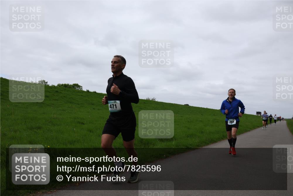 04.05.2025 - 8. Wedeler Halbmarathon Yannick Fuchs http://msf.ph/oto/7825596 04.05.2025 11:32:32 Laufen 471, 264 meine-sportfotos.de
