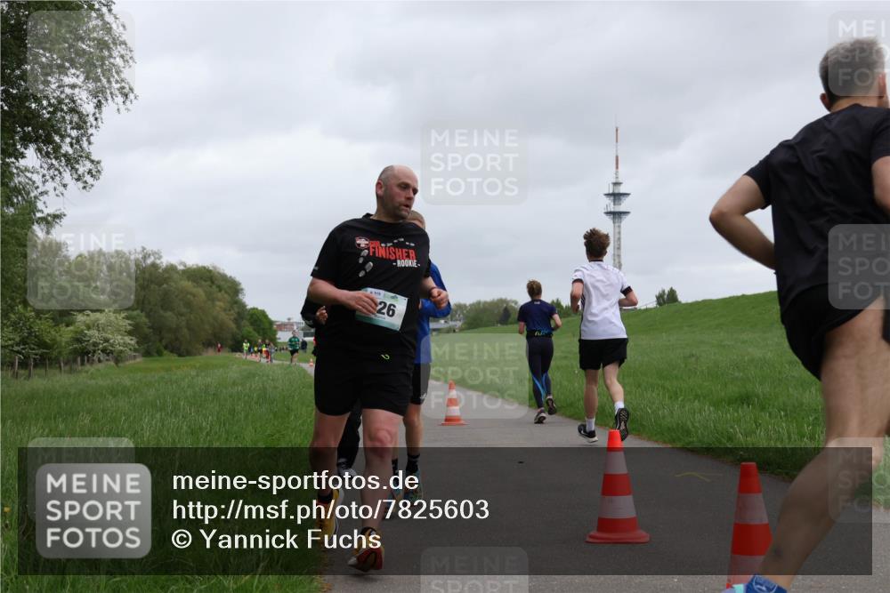 04.05.2025 - 8. Wedeler Halbmarathon Yannick Fuchs http://msf.ph/oto/7825603 04.05.2025 11:12:56 Laufen 119, 26 meine-sportfotos.de
