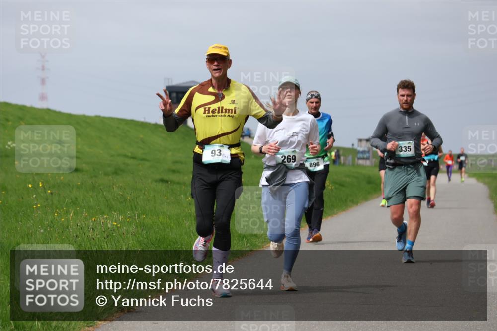 04.05.2025 - 8. Wedeler Halbmarathon Yannick Fuchs http://msf.ph/oto/7825644 04.05.2025 11:54:54 Laufen 93, 269, 896, 335 meine-sportfotos.de