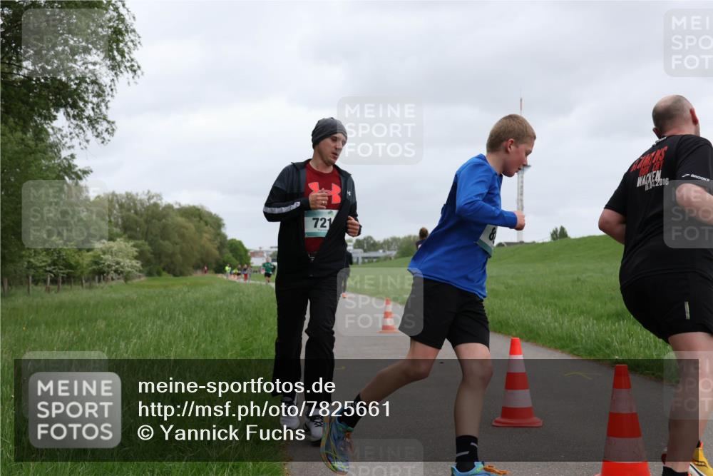04.05.2025 - 8. Wedeler Halbmarathon Yannick Fuchs http://msf.ph/oto/7825661 04.05.2025 11:12:58 Laufen 721 meine-sportfotos.de