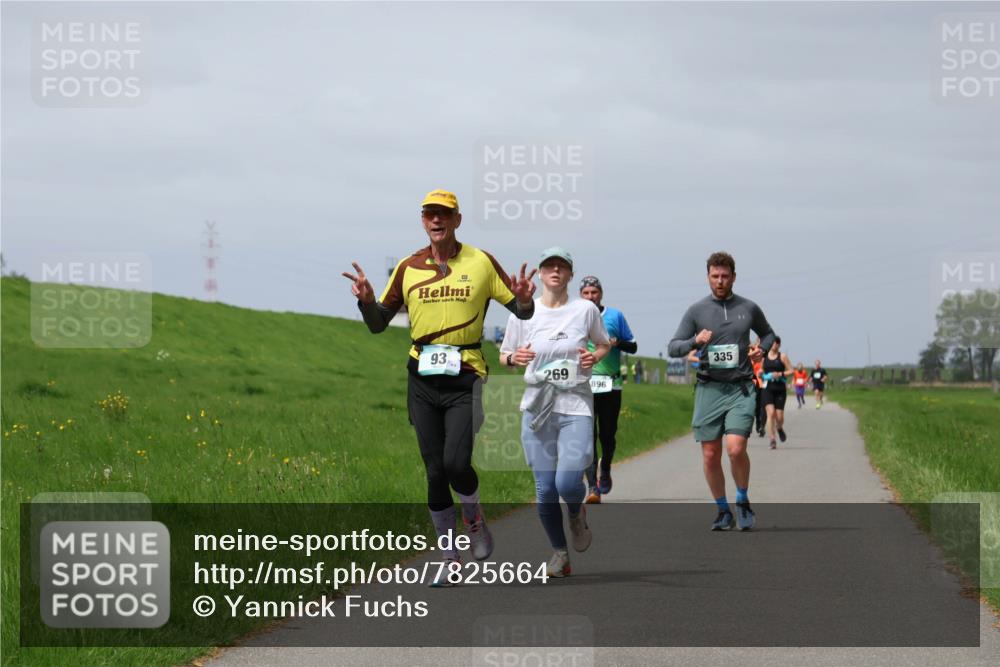 04.05.2025 - 8. Wedeler Halbmarathon Yannick Fuchs http://msf.ph/oto/7825664 04.05.2025 11:54:54 Laufen 93, 269, 896, 335 meine-sportfotos.de