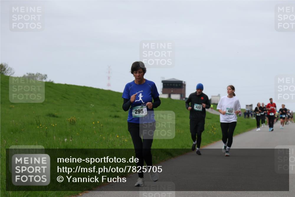 04.05.2025 - 8. Wedeler Halbmarathon Yannick Fuchs http://msf.ph/oto/7825705 04.05.2025 11:32:37 Laufen 295, 423, 422 meine-sportfotos.de