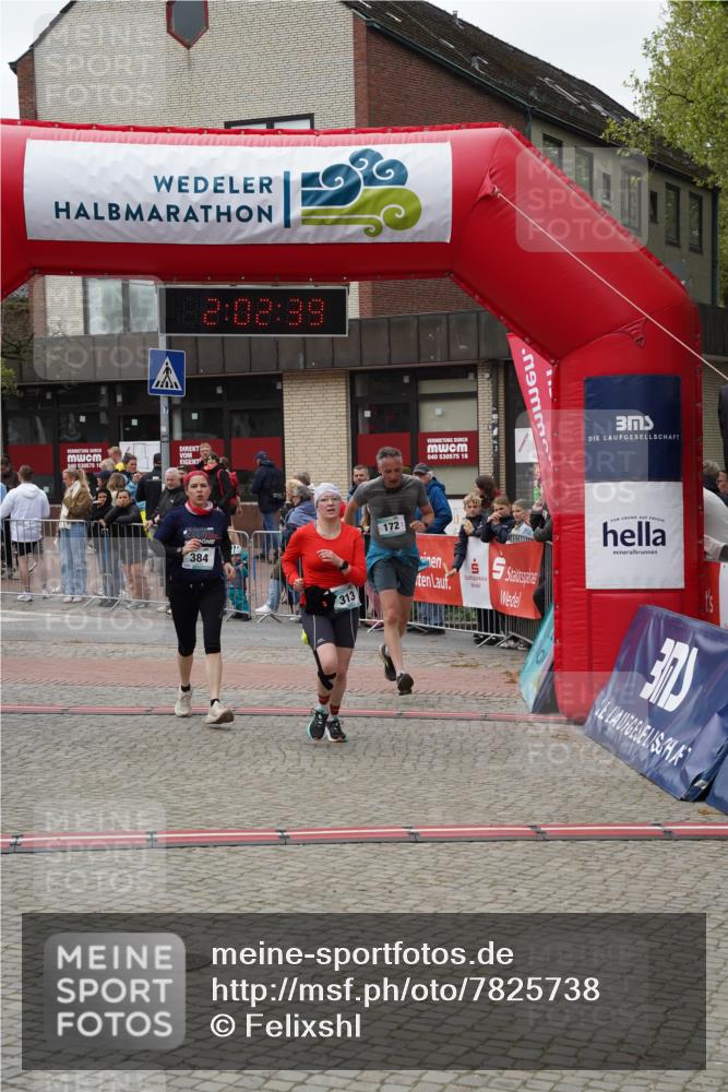 04.05.2025 - 8. Wedeler Halbmarathon Felixshl http://msf.ph/oto/7825738 04.05.2025 12:02:37 Ziel 172, 313, 384 meine-sportfotos.de