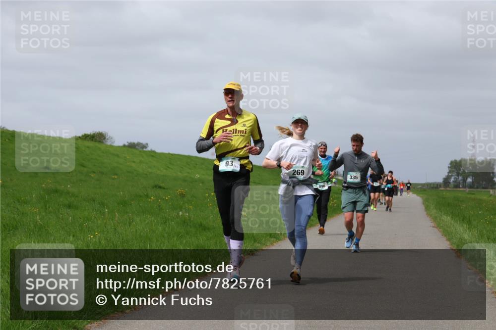 04.05.2025 - 8. Wedeler Halbmarathon Yannick Fuchs http://msf.ph/oto/7825761 04.05.2025 11:54:57 Laufen 93, 269, 896, 335 meine-sportfotos.de