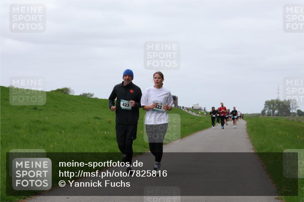 04.05.2025 - 8. Wedeler Halbmarathon Yannick Fuchs http://msf.ph/oto/7825816 04.05.2025 11:32:44 Laufen 22, 423 meine-sportfotos.de