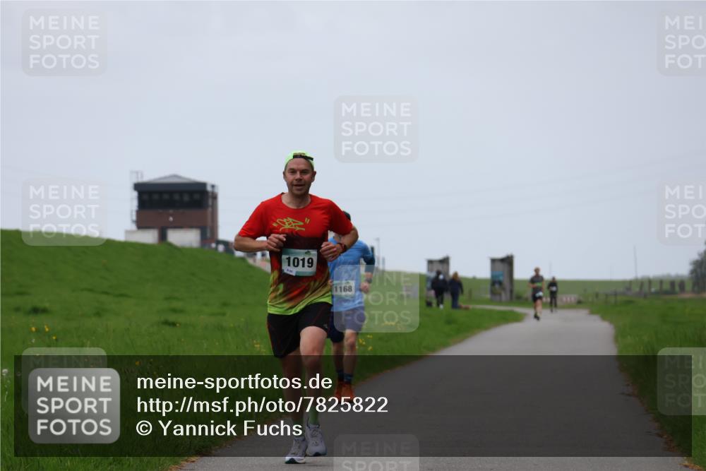 04.05.2025 - 8. Wedeler Halbmarathon Yannick Fuchs http://msf.ph/oto/7825822 04.05.2025 11:13:09 Laufen 1019, 1168 meine-sportfotos.de