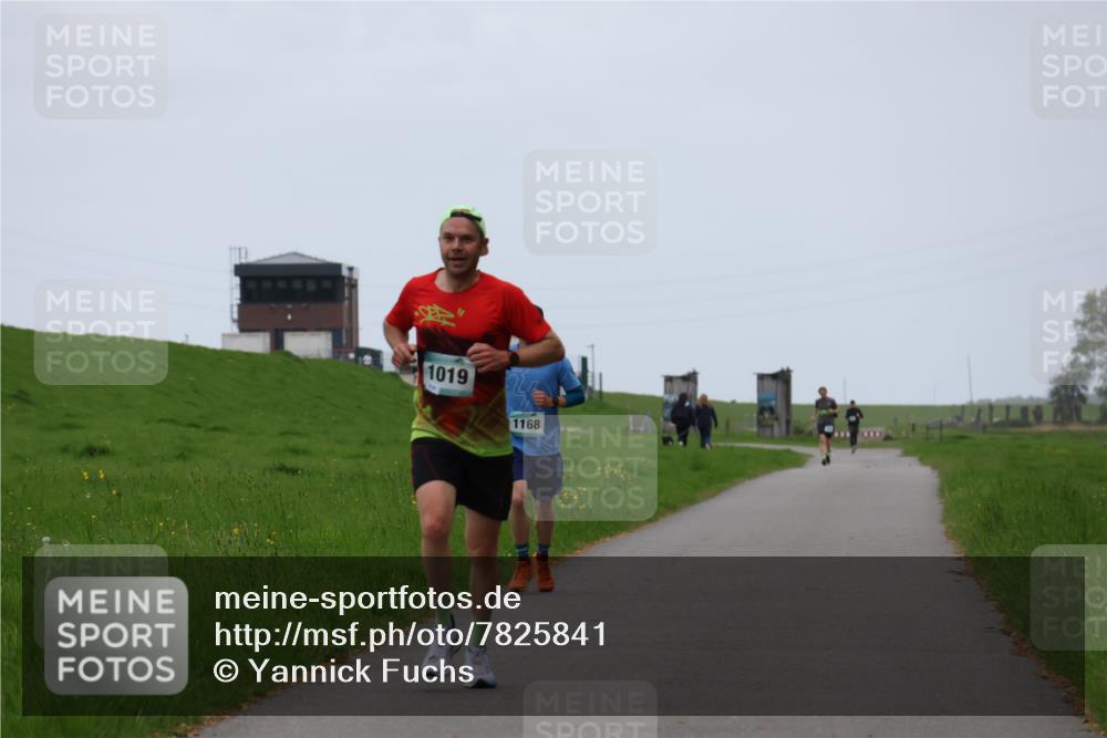 04.05.2025 - 8. Wedeler Halbmarathon Yannick Fuchs http://msf.ph/oto/7825841 04.05.2025 11:13:09 Laufen 1019, 1168 meine-sportfotos.de