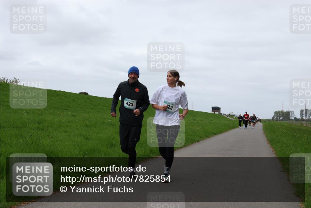 04.05.2025 - 8. Wedeler Halbmarathon Yannick Fuchs http://msf.ph/oto/7825854 04.05.2025 11:32:47 Laufen 423, 122 meine-sportfotos.de