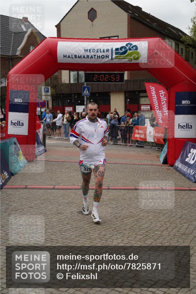 04.05.2025 - 8. Wedeler Halbmarathon Felixshl http://msf.ph/oto/7825871 04.05.2025 12:02:51 Ziel 326 meine-sportfotos.de
