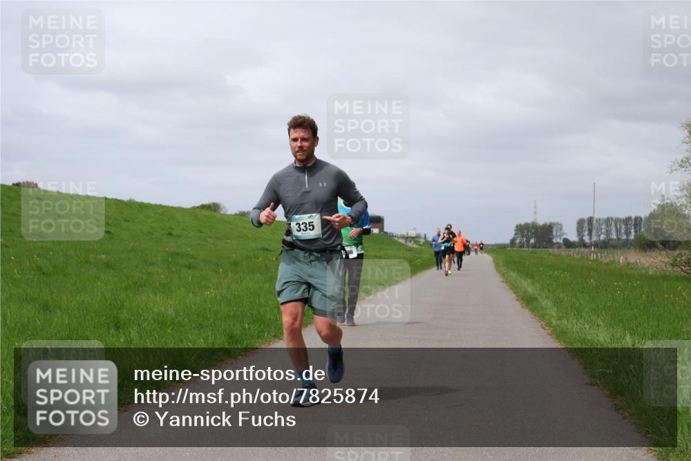 04.05.2025 - 8. Wedeler Halbmarathon Yannick Fuchs http://msf.ph/oto/7825874 04.05.2025 11:55:01 Laufen 335, 96 meine-sportfotos.de