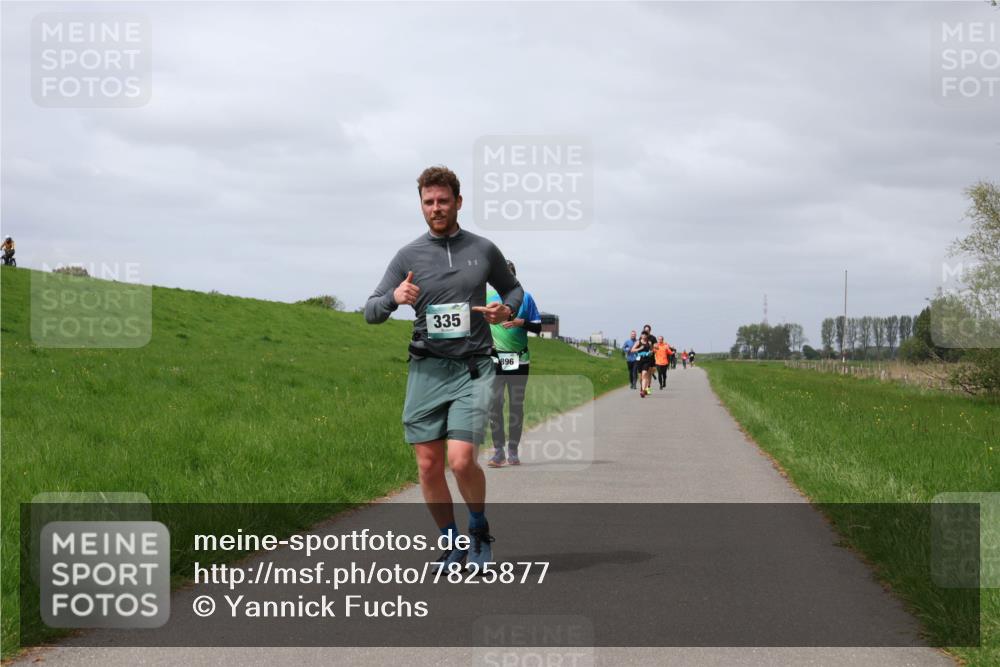 04.05.2025 - 8. Wedeler Halbmarathon Yannick Fuchs http://msf.ph/oto/7825877 04.05.2025 11:55:01 Laufen 335, 1896 meine-sportfotos.de