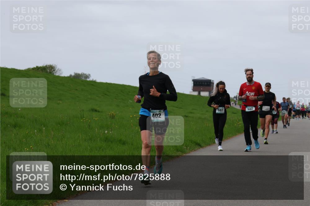 04.05.2025 - 8. Wedeler Halbmarathon Yannick Fuchs http://msf.ph/oto/7825888 04.05.2025 11:32:57 Laufen 0, 597, 598, 402 meine-sportfotos.de
