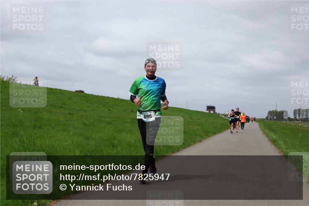 04.05.2025 - 8. Wedeler Halbmarathon Yannick Fuchs http://msf.ph/oto/7825947 04.05.2025 11:55:04 Laufen 896 meine-sportfotos.de