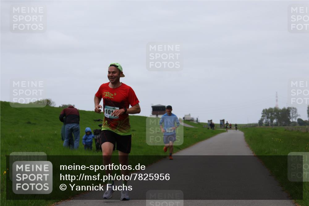 04.05.2025 - 8. Wedeler Halbmarathon Yannick Fuchs http://msf.ph/oto/7825956 04.05.2025 11:13:13 Laufen 1014, 1168 meine-sportfotos.de