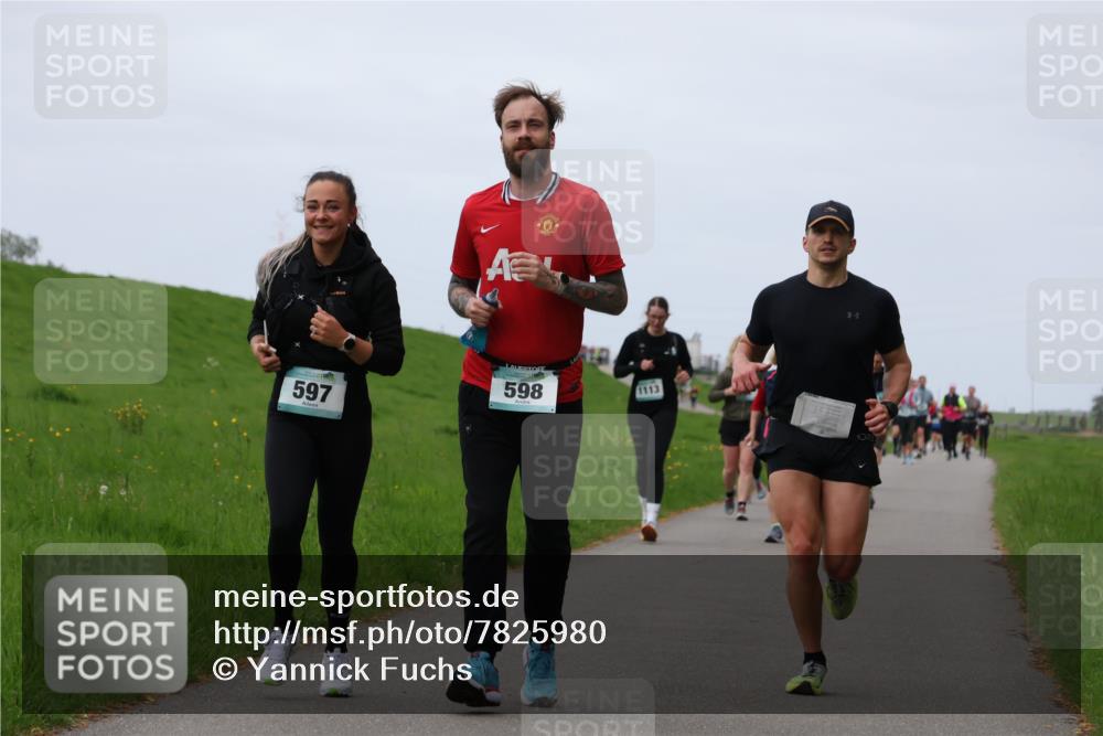 04.05.2025 - 8. Wedeler Halbmarathon Yannick Fuchs http://msf.ph/oto/7825980 04.05.2025 11:33:02 Laufen 597, 598, 1113 meine-sportfotos.de