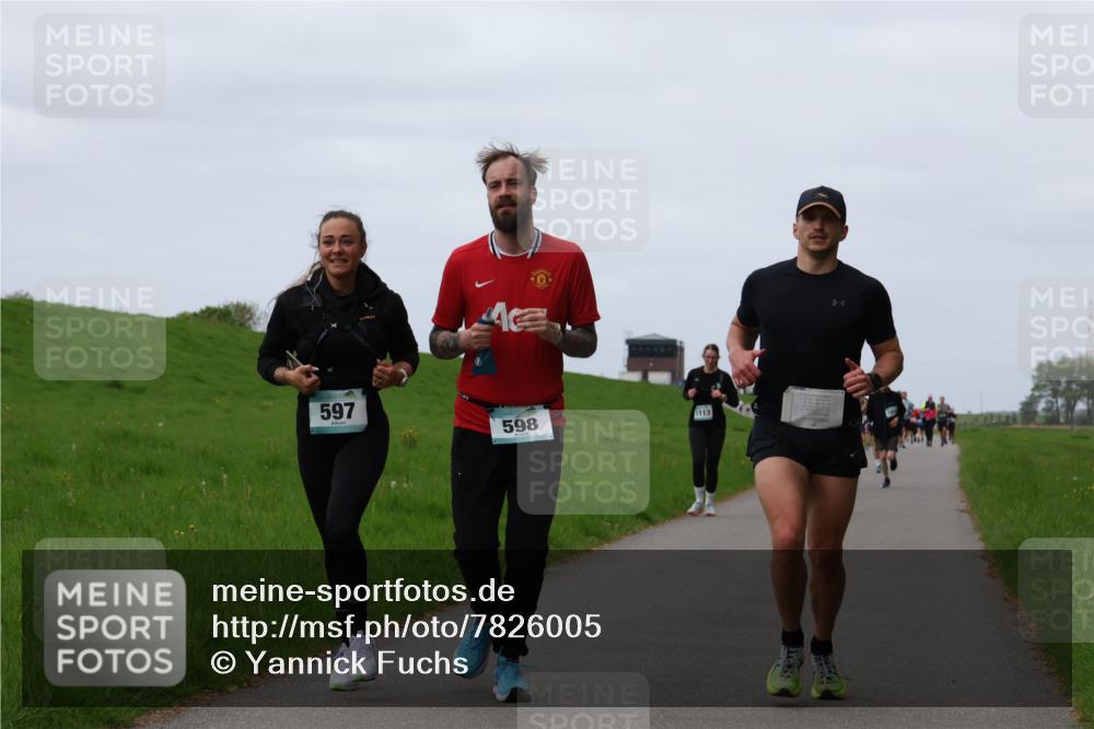 04.05.2025 - 8. Wedeler Halbmarathon Yannick Fuchs http://msf.ph/oto/7826005 04.05.2025 11:33:04 Laufen 597, 598, 1113 meine-sportfotos.de