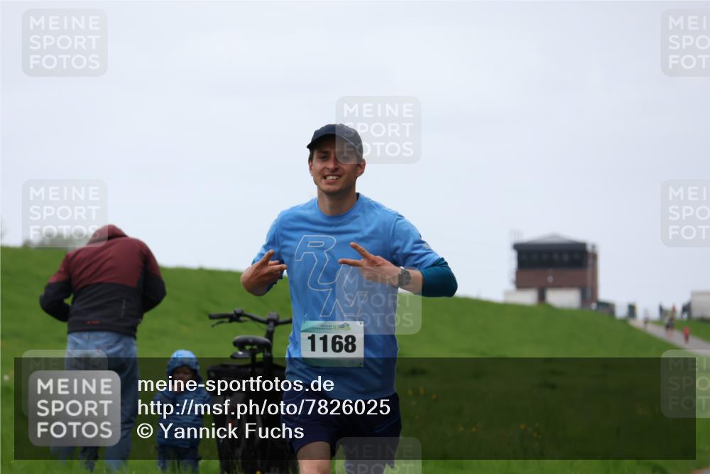 04.05.2025 - 8. Wedeler Halbmarathon Yannick Fuchs http://msf.ph/oto/7826025 04.05.2025 11:13:15 Laufen 1168 meine-sportfotos.de