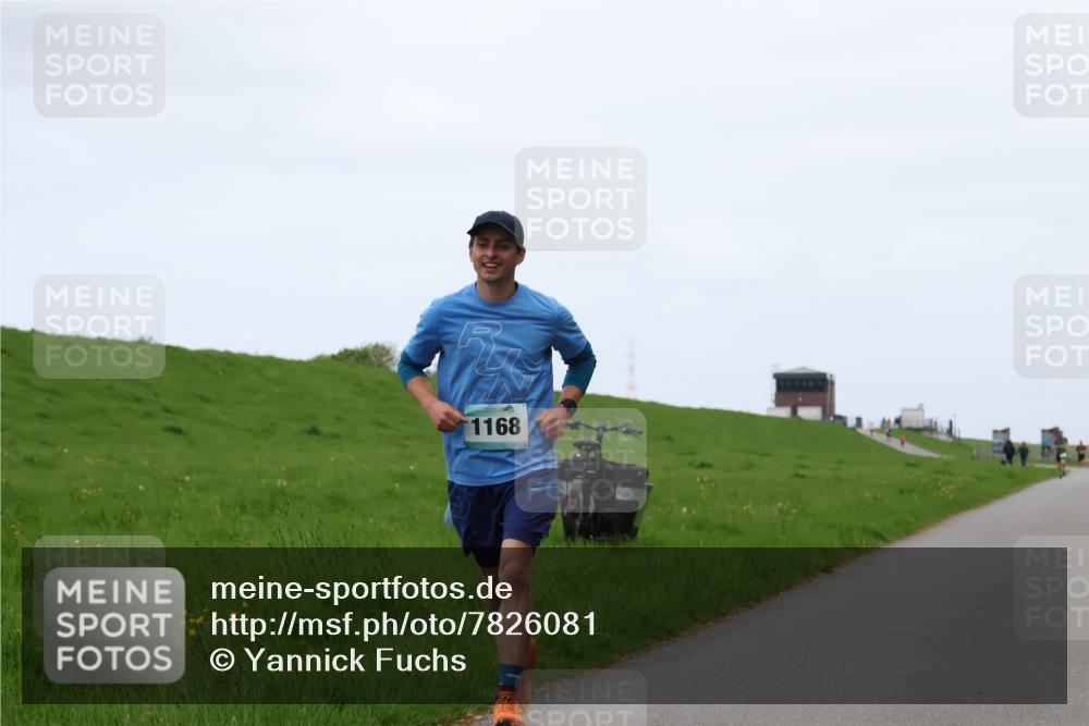 04.05.2025 - 8. Wedeler Halbmarathon Yannick Fuchs http://msf.ph/oto/7826081 04.05.2025 11:13:17 Laufen 1168 meine-sportfotos.de