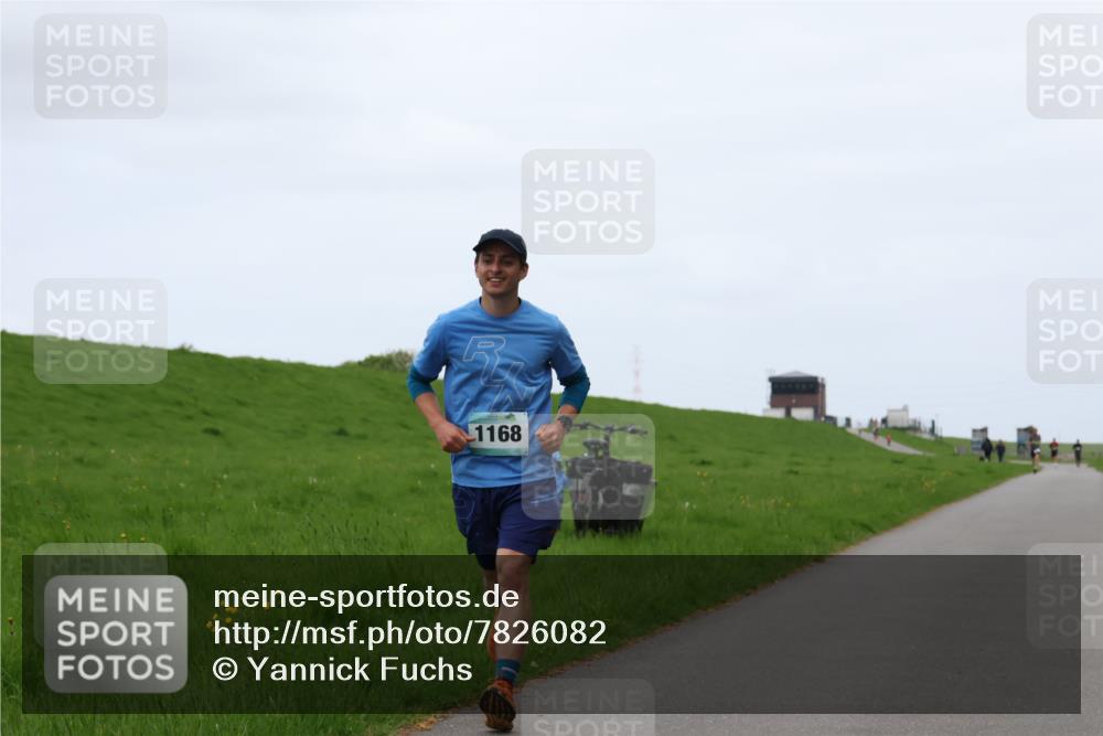 04.05.2025 - 8. Wedeler Halbmarathon Yannick Fuchs http://msf.ph/oto/7826082 04.05.2025 11:13:17 Laufen 1168 meine-sportfotos.de