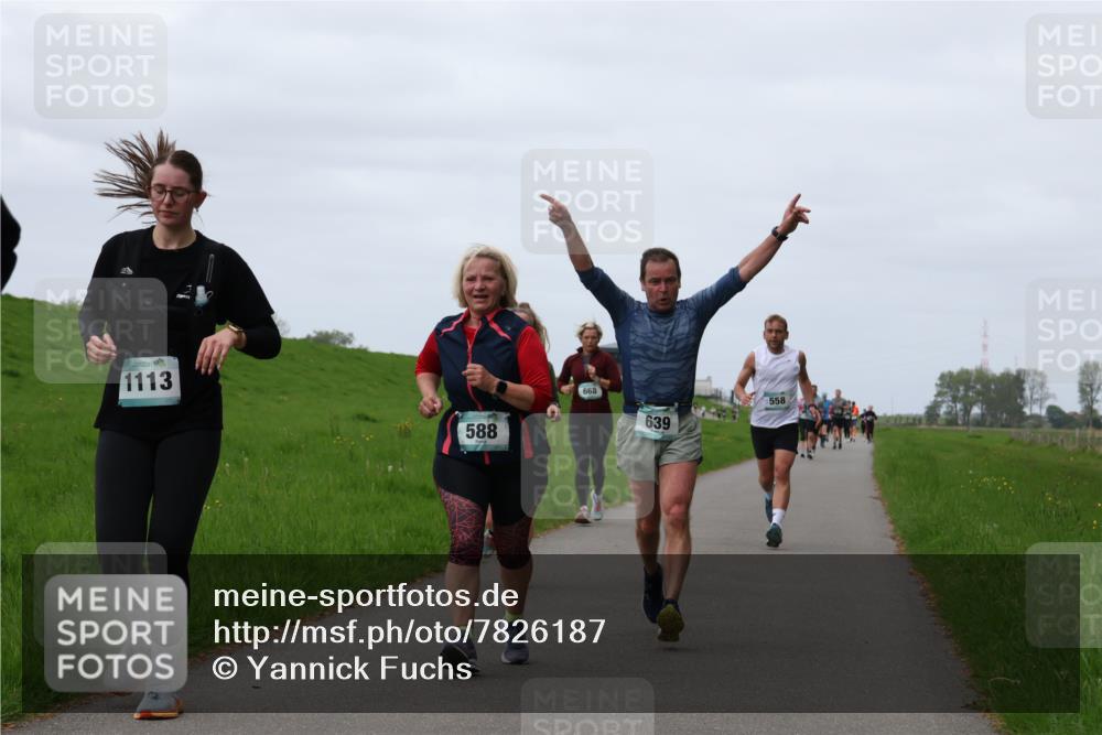 04.05.2025 - 8. Wedeler Halbmarathon Yannick Fuchs http://msf.ph/oto/7826187 04.05.2025 11:33:14 Laufen 1113, 588, 668, 639, 558 meine-sportfotos.de