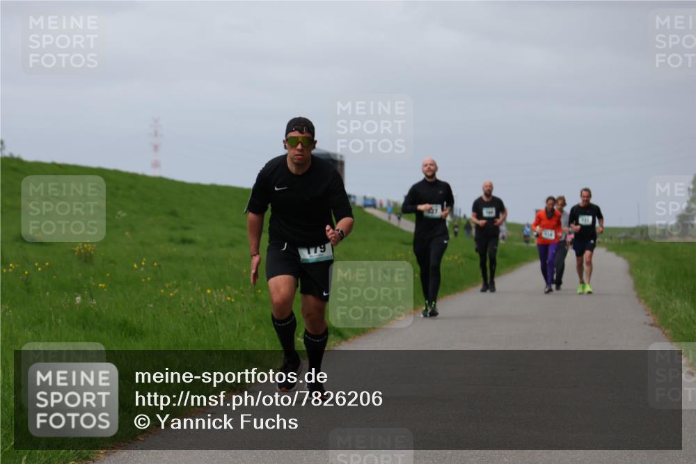 04.05.2025 - 8. Wedeler Halbmarathon Yannick Fuchs http://msf.ph/oto/7826206 04.05.2025 11:55:30 Laufen 179, 27 meine-sportfotos.de
