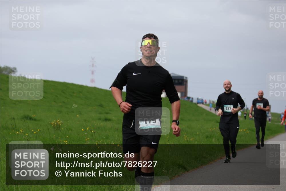 04.05.2025 - 8. Wedeler Halbmarathon Yannick Fuchs http://msf.ph/oto/7826227 04.05.2025 11:55:31 Laufen 179, 327 meine-sportfotos.de