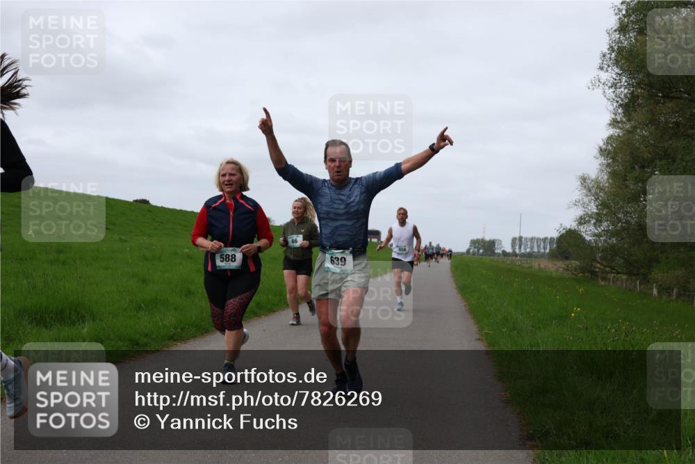 04.05.2025 - 8. Wedeler Halbmarathon Yannick Fuchs http://msf.ph/oto/7826269 04.05.2025 11:33:16 Laufen 588, 66, 639, 558 meine-sportfotos.de
