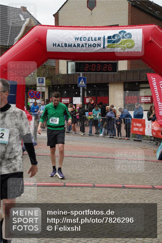 04.05.2025 - 8. Wedeler Halbmarathon Felixshl http://msf.ph/oto/7826296 04.05.2025 12:03:24 Ziel 122, 673 meine-sportfotos.de