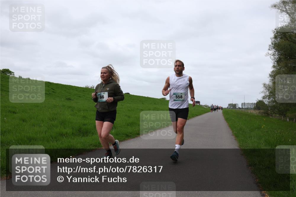 04.05.2025 - 8. Wedeler Halbmarathon Yannick Fuchs http://msf.ph/oto/7826317 04.05.2025 11:33:18 Laufen 66, 558 meine-sportfotos.de