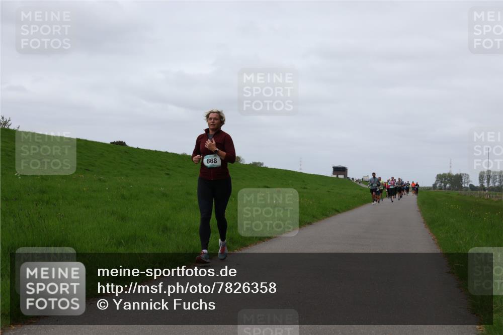 04.05.2025 - 8. Wedeler Halbmarathon Yannick Fuchs http://msf.ph/oto/7826358 04.05.2025 11:33:20 Laufen 899 meine-sportfotos.de