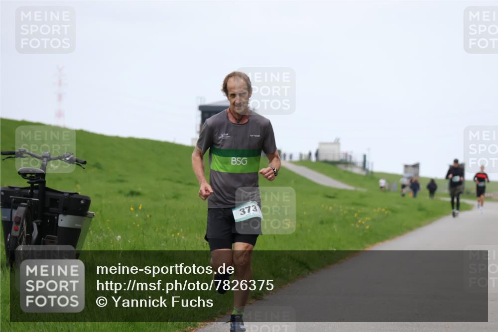 04.05.2025 - 8. Wedeler Halbmarathon Yannick Fuchs http://msf.ph/oto/7826375 04.05.2025 11:13:43 Laufen 373 meine-sportfotos.de