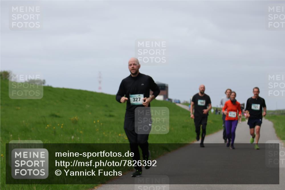 04.05.2025 - 8. Wedeler Halbmarathon Yannick Fuchs http://msf.ph/oto/7826392 04.05.2025 11:55:38 Laufen 327 meine-sportfotos.de