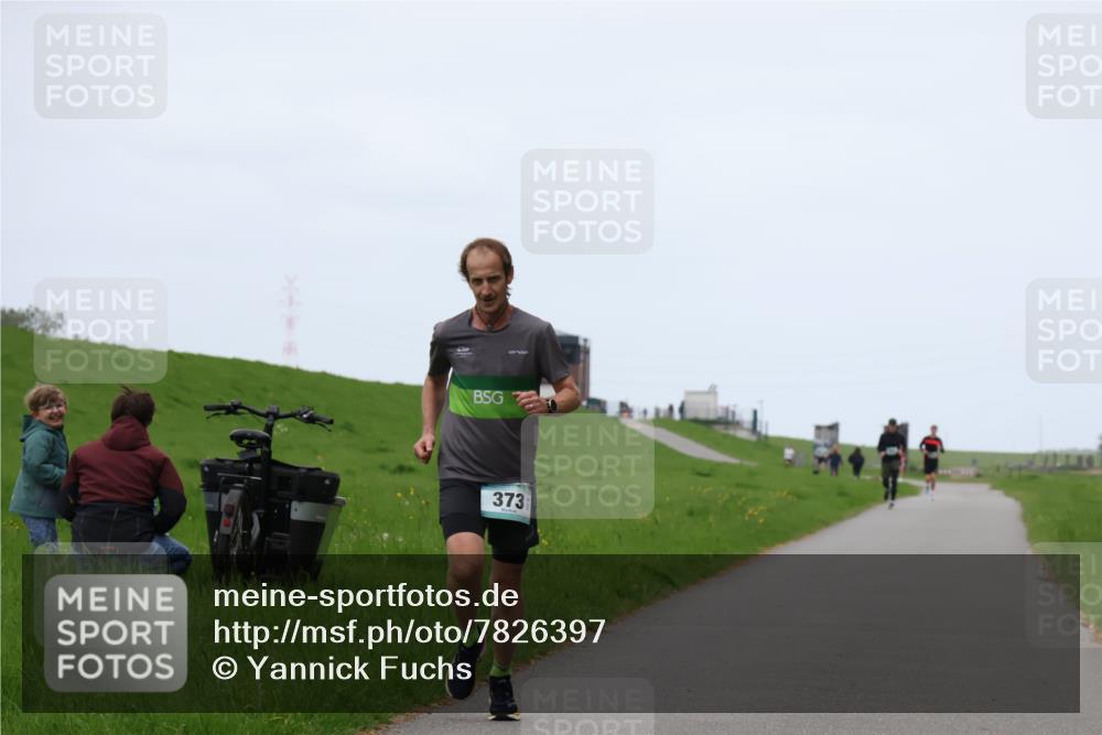 04.05.2025 - 8. Wedeler Halbmarathon Yannick Fuchs http://msf.ph/oto/7826397 04.05.2025 11:13:44 Laufen 373 meine-sportfotos.de