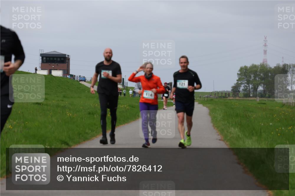 04.05.2025 - 8. Wedeler Halbmarathon Yannick Fuchs http://msf.ph/oto/7826412 04.05.2025 11:55:38 Laufen 118 meine-sportfotos.de